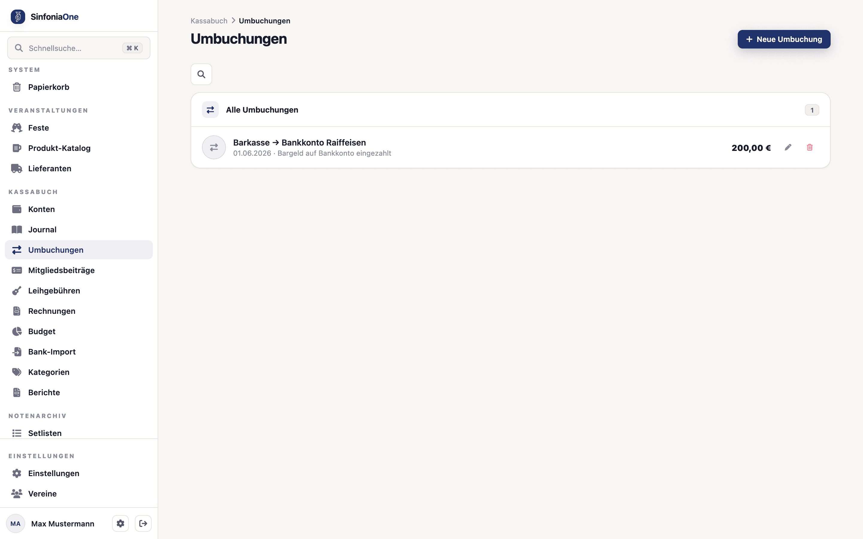 Transfers (FinanceTransfersScreen) with the selection of source and destination account