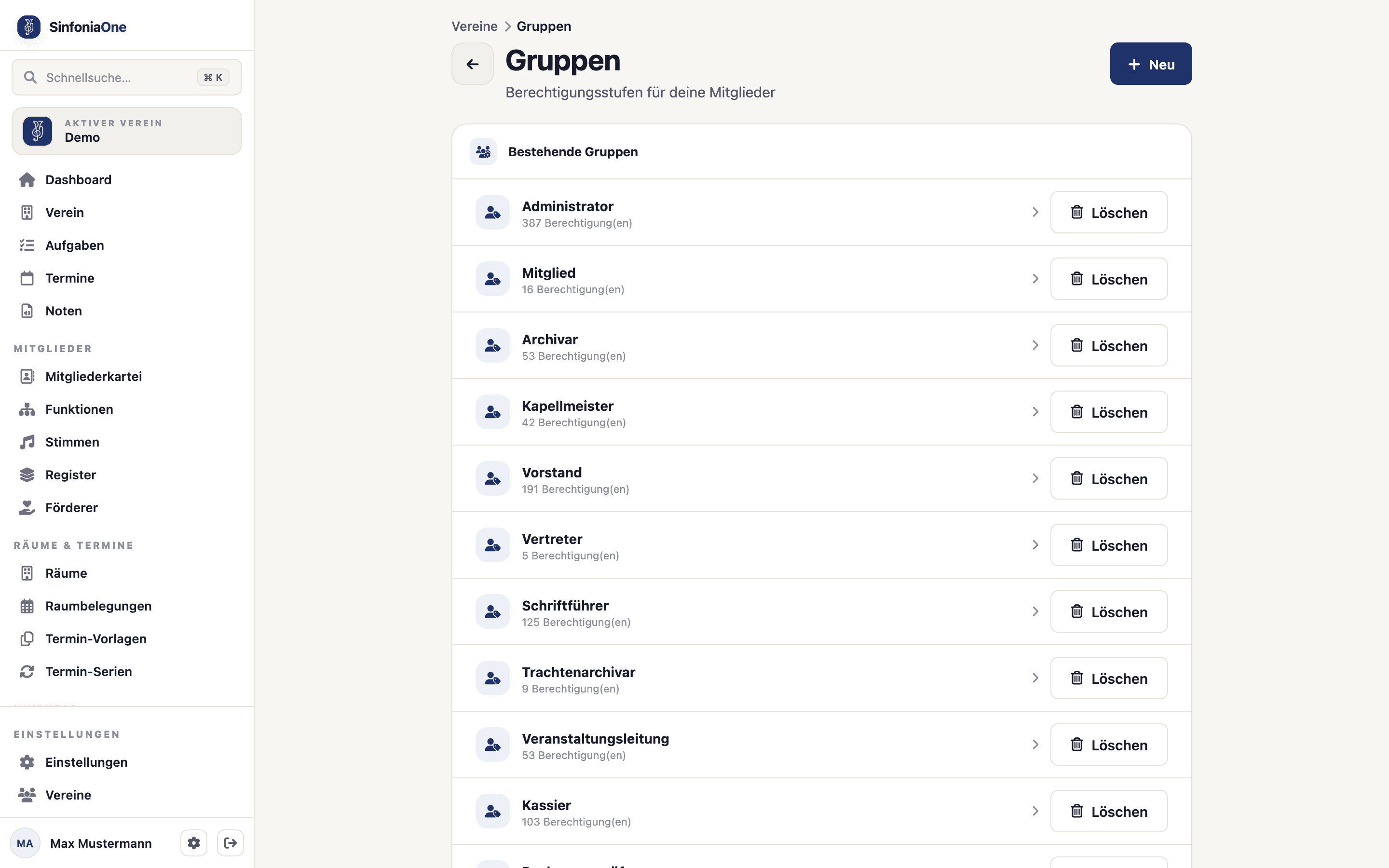 Rollen-Übersicht (OrganizationGroupsScreen) mit Liste der Rollen und Button „Neu"