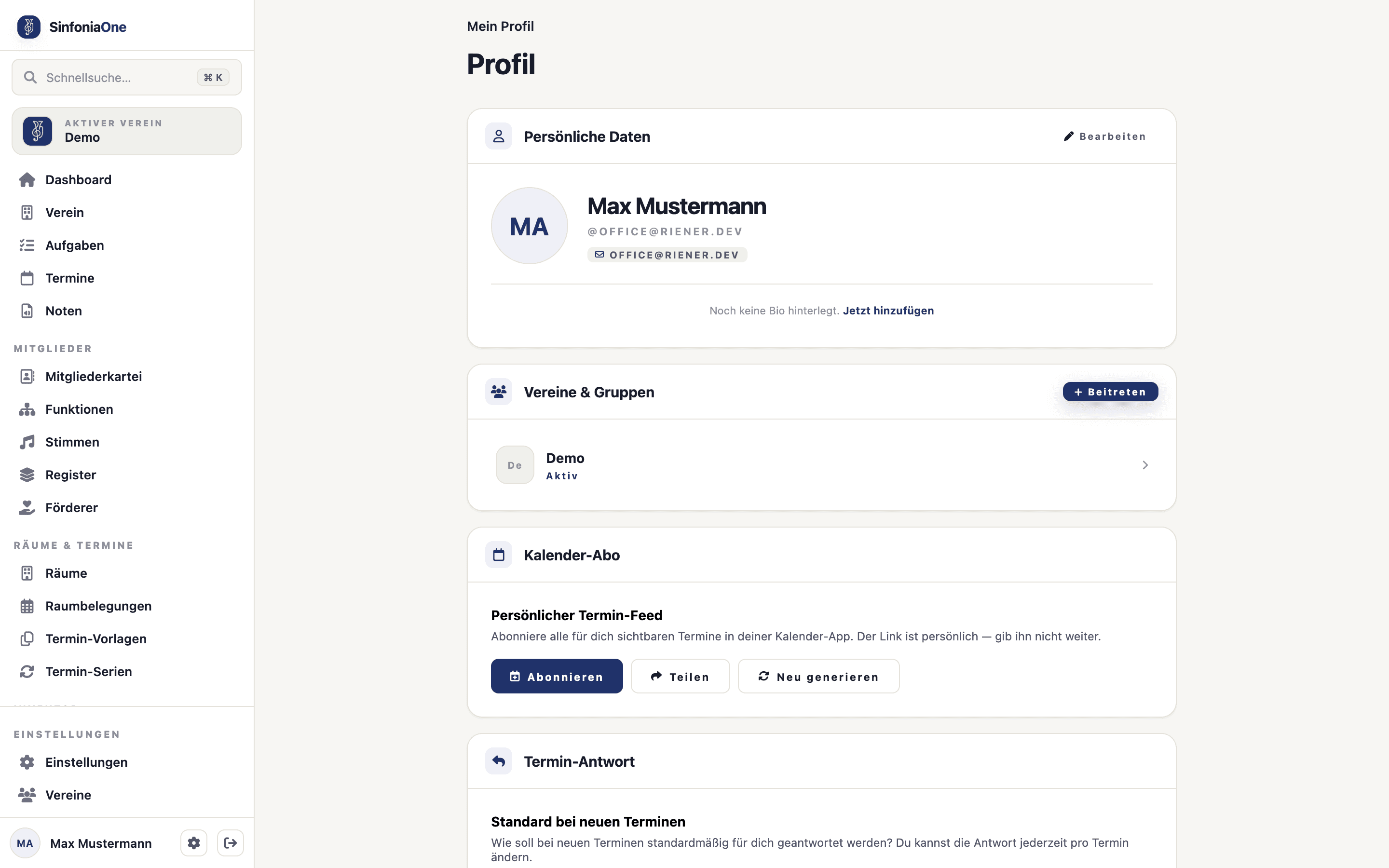 Profil-Übersicht (ProfileScreen) mit Foto, Name und den Bereichen Kalender-Abo, Abwesenheiten und Vereine