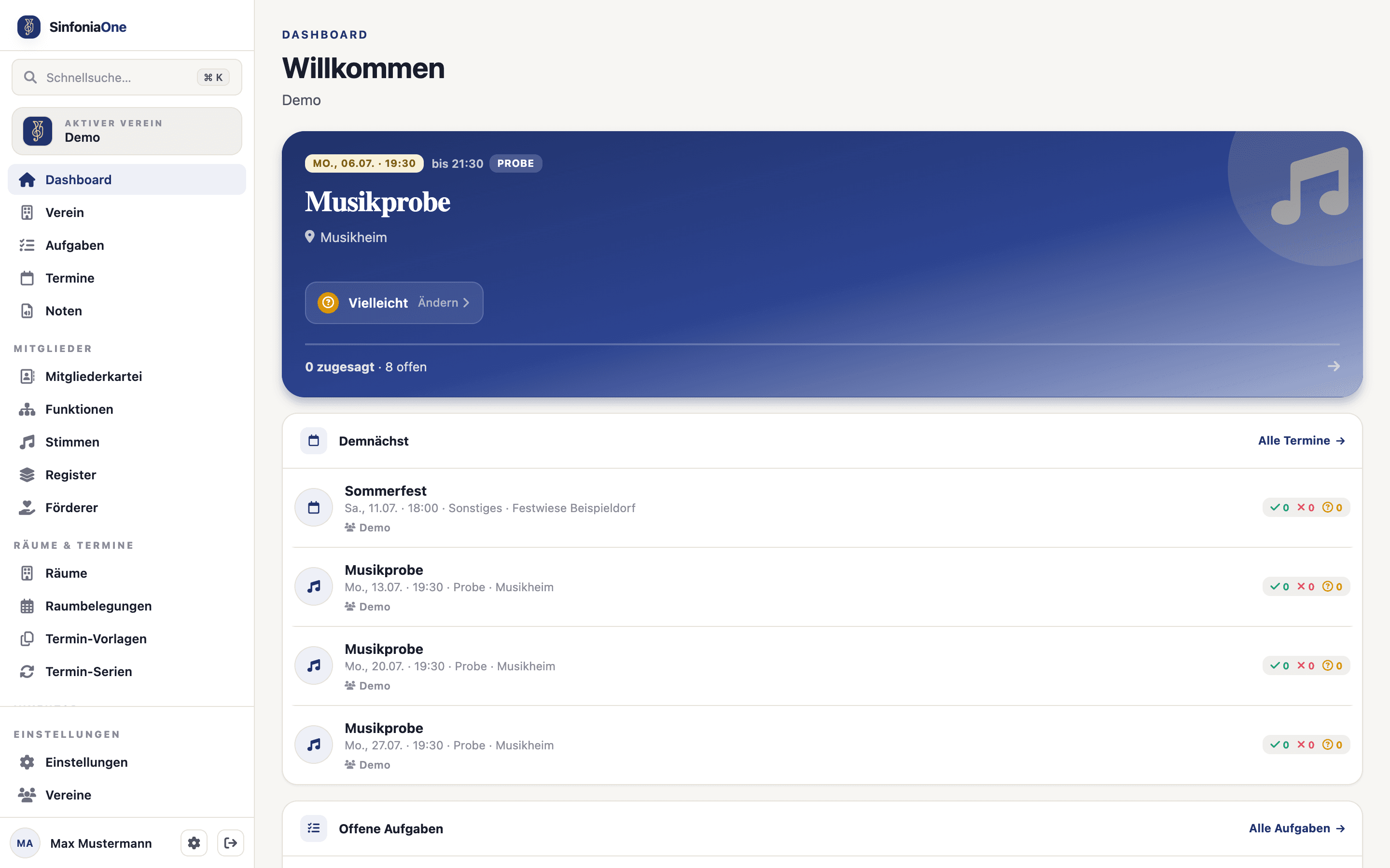 Desktop-Ansicht mit linker Seitenleiste (Sidebar) und Vereins-Umschalter oben